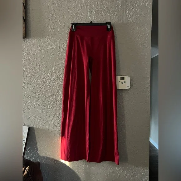 Oner Active Red Straight Leg Pants - Picture 2 of 3